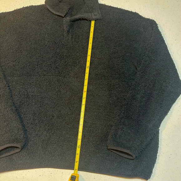SKIMS teddy pullover with quarter snaps and high neck - Picture 9 of 14